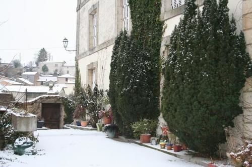 Bed and Breakfast Le Voltaire Airvault Екстер'єр фото